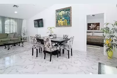 9308 President Circle, Port Charlotte, FL 33981 - Photo 5