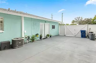 3825 Proctor Rd, Sarasota, FL 34233 - Photo 5