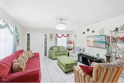 3825 Proctor Road, Sarasota, FL 34233 - Photo 7