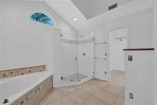 4435 Diamond Cir W, Sarasota, FL 34233 - Photo 31