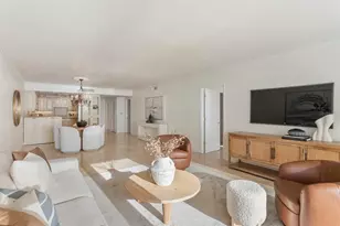 1212 Benjamin Franklin Dr, Sarasota, FL 34236 - Photo 9