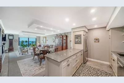 707 S Gulfstream Avenue #505, Sarasota, FL 34236 - Photo 17