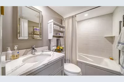 707 S Gulfstream Avenue #505, Sarasota, FL 34236 - Photo 31