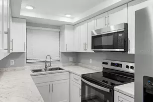 7217 Cloister Dr, Sarasota, FL 34231 - Photo 7