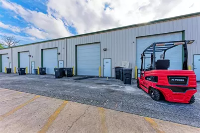 6640 26th Court E, Sarasota, FL 34243 - Photo 31