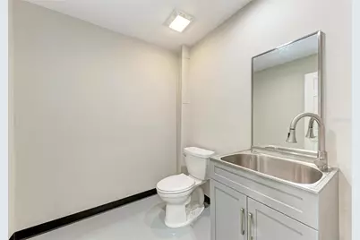 6640 26th Court E, Sarasota, FL 34243 - Photo 19