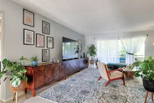 133 Wild Palm Dr, Bradenton, FL 34210 - Photo 11