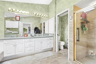 4870 Tivoli Ct, Sarasota, FL 34235 - Photo 27
