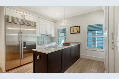 345 Madison Drive, Sarasota, FL 34236 - Photo 9