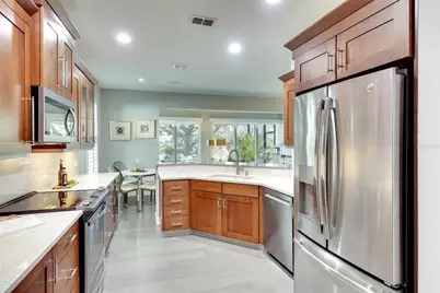 8459 Idlewood Court, Lakewood Ranch, FL 34202 - Photo 17