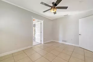 2452 Whippoorwill Cir, Sarasota, FL 34231 - Photo 29