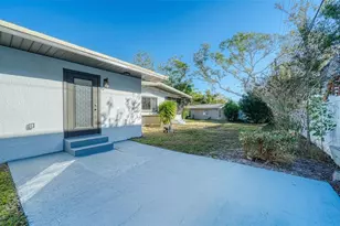 2452 Whippoorwill Cir, Sarasota, FL 34231 - Photo 35