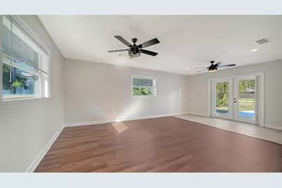 2452 Whippoorwill Circle, Sarasota, FL 34231 - Photo 21