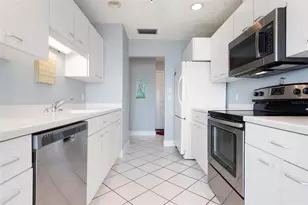 3859 Catalina Dr, Bradenton, FL 34210 - Photo 13