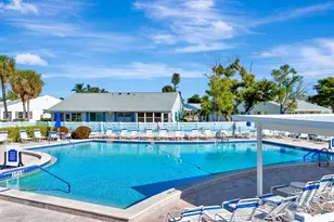 9421 Kingston Dr, Bradenton, FL 34210 - Photo 39