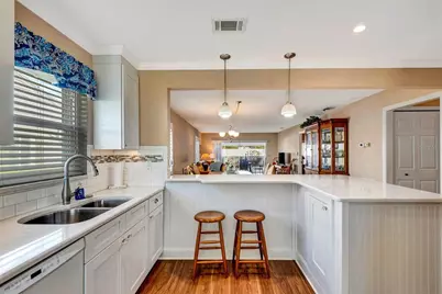 9421 Kingston Drive, Bradenton, FL 34210 - Photo 11