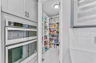 5632 Long Shore Loop, Sarasota, FL 34238 - Photo 11