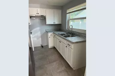 2717 25th Street, Sarasota, FL 34234 - Photo 3