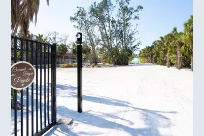 4205 Higel Avenue, Sarasota, FL 34242 - Photo 71