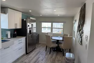 2601 Gulf Dr N, Bradenton Beach, FL 34217 - Photo 5