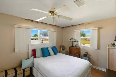 608 La Gorce Drive, Venice, FL 34293 - Photo 9