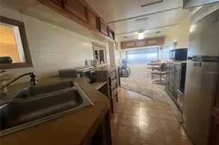 3275 26th Ave E, Bradenton, FL 34208 - Photo 7