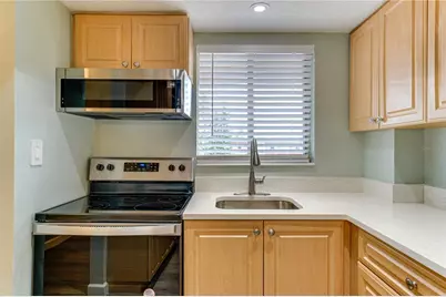 4242 Heron Way #B323, Bradenton, FL 34205 - Photo 9