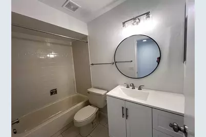 5186 Marshfield Lane #92, Sarasota, FL 34235 - Photo 9