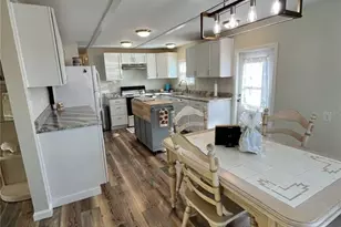 1811 Pennsylvania Ave, Bradenton, FL 34207 - Photo 5