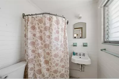 514 77th Street, Holmes Beach, FL 34217 - Photo 35