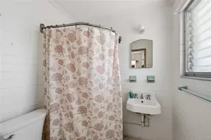 514 77th St, Holmes Beach, FL 34217 - Photo 35