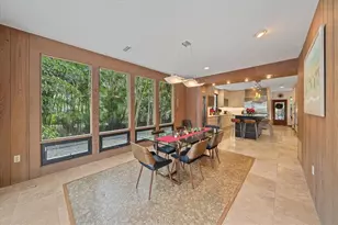 3348 Old Oak Dr, Sarasota, FL 34239 - Photo 23