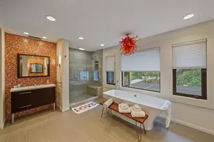 3348 Old Oak Dr, Sarasota, FL 34239 - Photo 45