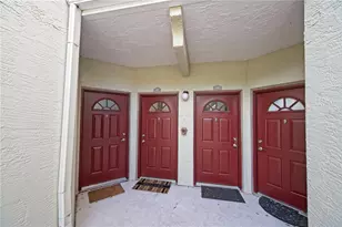 5701 Bentgrass Dr, Sarasota, FL 34235 - Photo 5