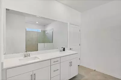 11314 Pinot Drive, Venice, FL 34293 - Photo 9