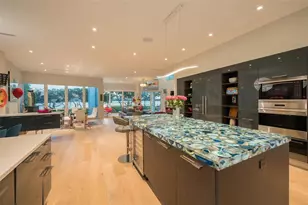 222 Morningside Dr, Sarasota, FL 34236 - Photo 7