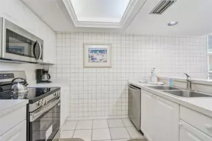 6518 Midnight Pass Rd, Sarasota, FL 34242 - Photo 51