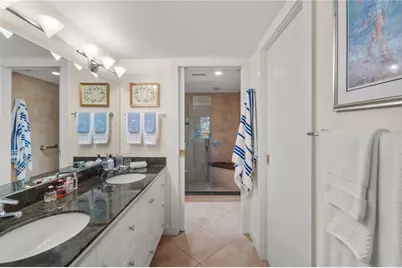 1633 Boathouse Circle #131, Sarasota, FL 34231 - Photo 23