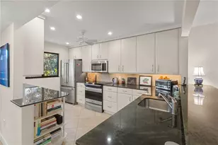 1633 Boathouse Cir, Sarasota, FL 34231 - Photo 3