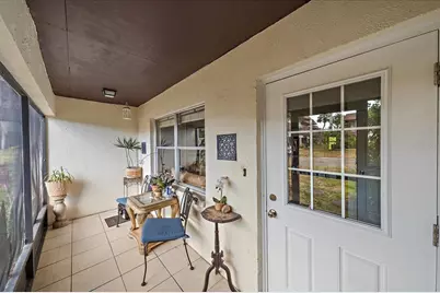 3357 Ramblewood Drive N #3357, Sarasota, FL 34237 - Photo 3