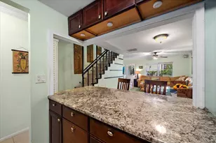 3357 Ramblewood Dr N, Sarasota, FL 34237 - Photo 13