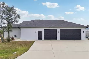 8331 Cosgrove Rd, North Port, FL 34291 - Photo 3