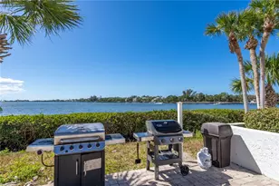 1602 Stickney Point Rd, Sarasota, FL 34231 - Photo 25