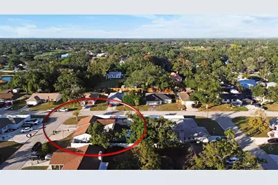 2490 Huffton Circle, Sarasota, FL 34235 - Photo 33