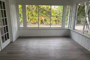 617 Siesta Dr, Sarasota, FL 34242 - Photo 11