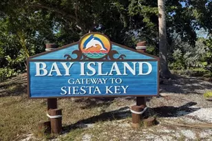 617 Siesta Dr, Sarasota, FL 34242 - Photo 19