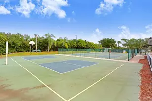 2608 Newcomb Ct, Sun City Center, FL 33573 - Photo 35