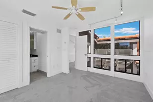 800 S Boulevard of the Presidents, Sarasota, FL 34236 - Photo 29