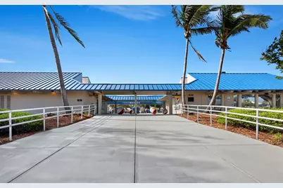 800 S Blvd Of The Presidents #19, Sarasota, FL 34236 - Photo 37