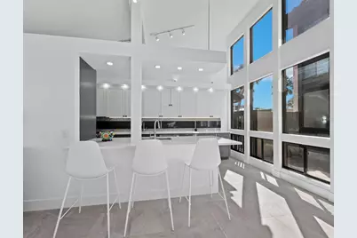 800 S Blvd Of The Presidents #19, Sarasota, FL 34236 - Photo 17